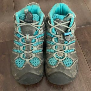 Grey and turquoise Keen hikers